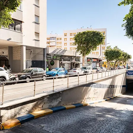 Malagasuite Center Torremolinos Apartment Appartamento Torremolinos